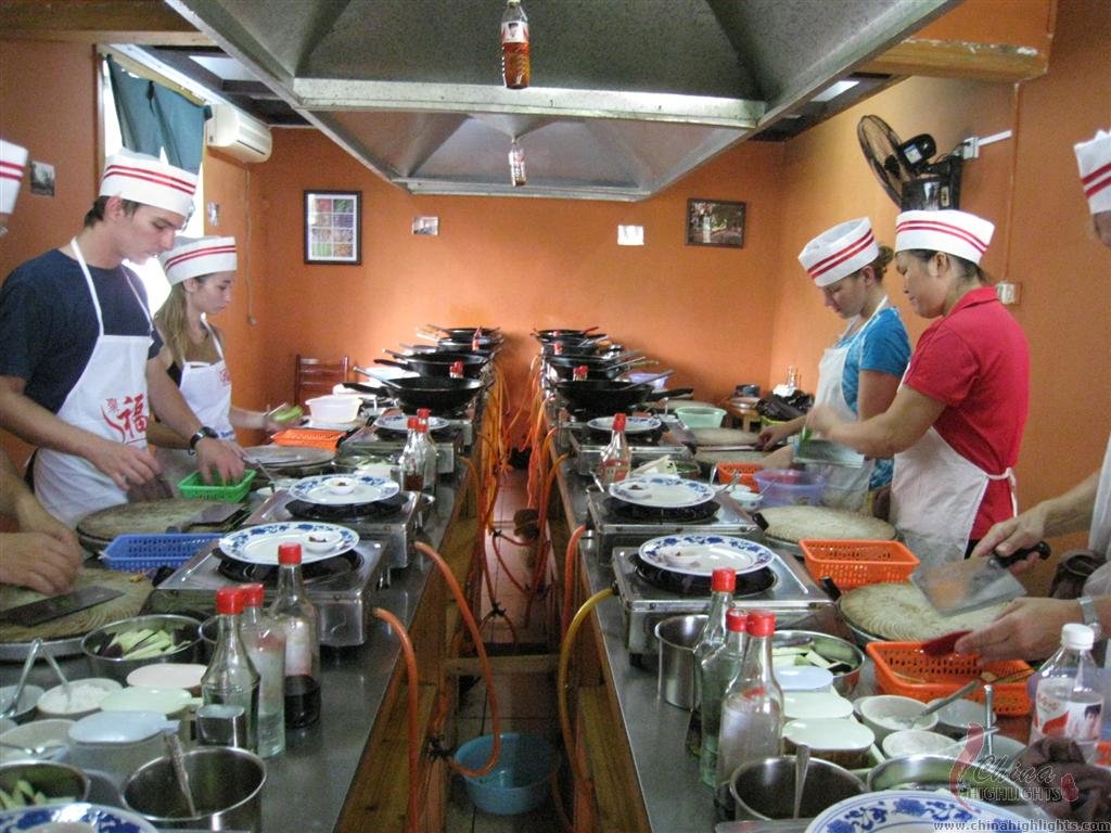 One Day Tour of Li River Cruise and Chinese Cooking Class