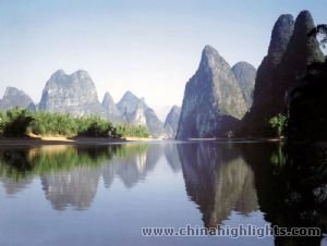 As travelling in a pictorial world, Guilin present us a fairland. As travelling in a pictorial world, Guilin present us a fairland.
