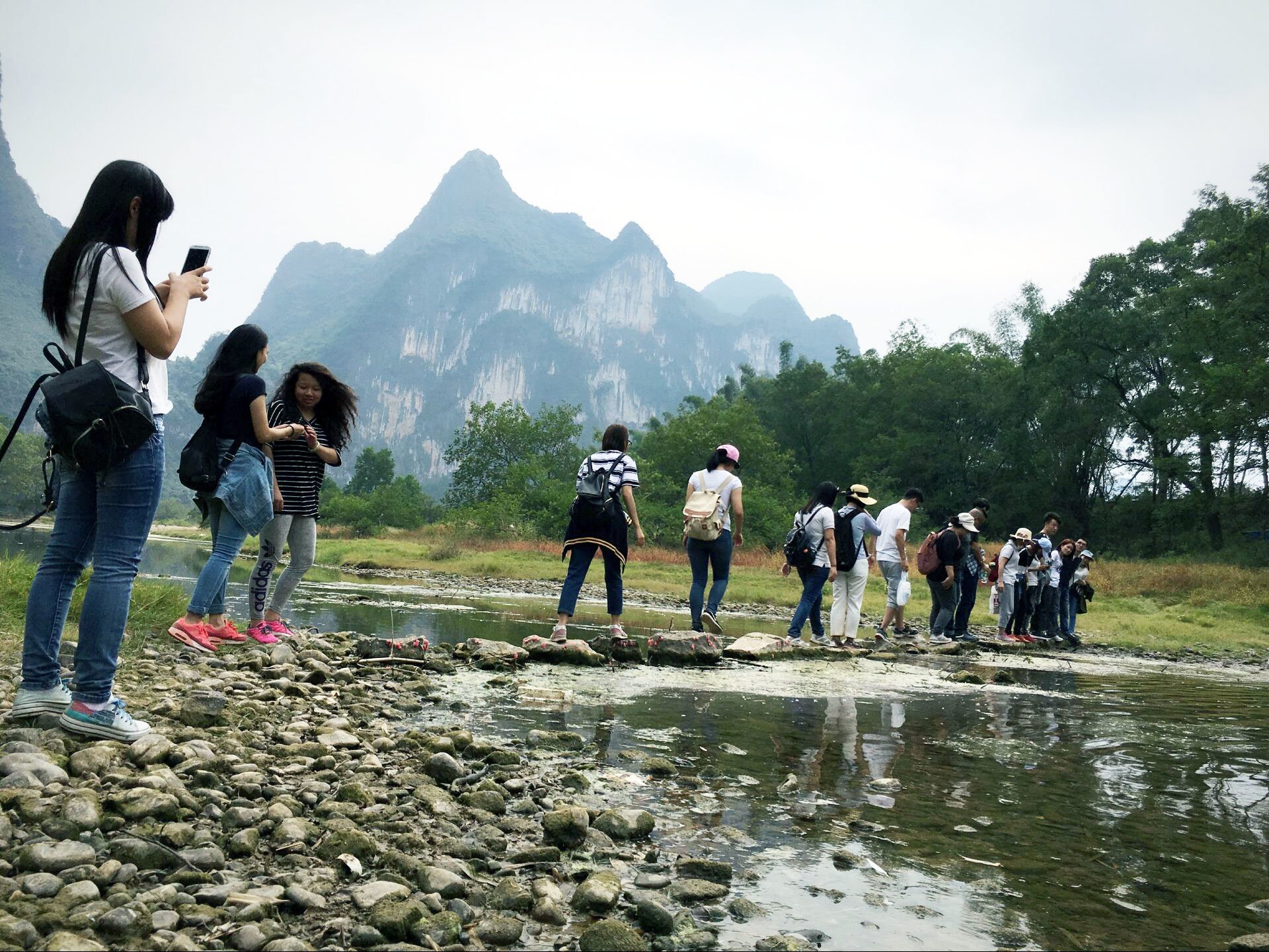 Private Tour: One Day Li River Hiking Tour from Xianggong Mountain to Xingping Town